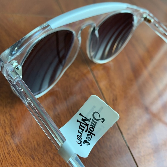 NWT Smoke & mirrors sunglasses - Picture 2 of 6
